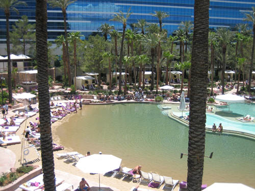 las vegas summer guide rehab las vegas pool party
