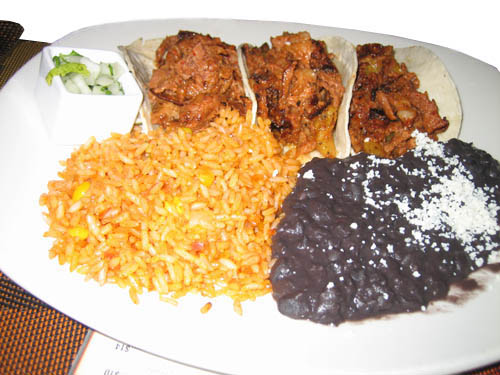 las vegas summer guide T&T tacos dine review