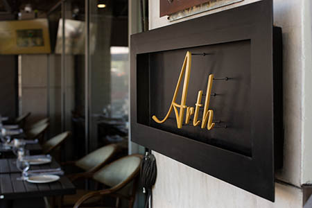 arth-bar-kitchen