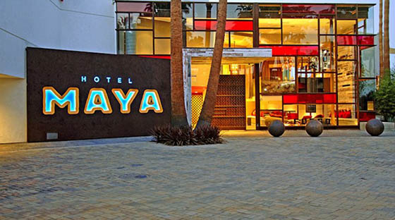 hotel-maya-presents