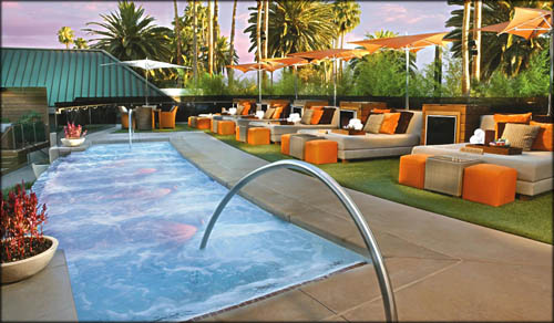 las vegas summer guide bare's at mirage pool lounge