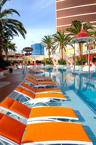 las vegas summer guide encore beach club