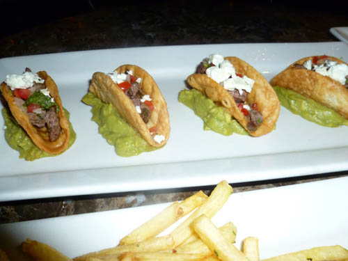 suite-700-sm-dine-review