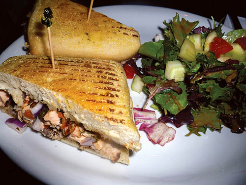 panini-cosmopolitan-cafe-dine-review