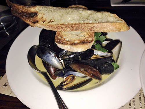 wood-&-vine-dine-review